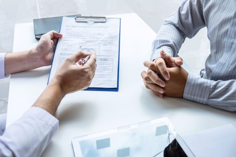 Gestoría laboral: un apoyo imprescindible para la gestión de tu equipo